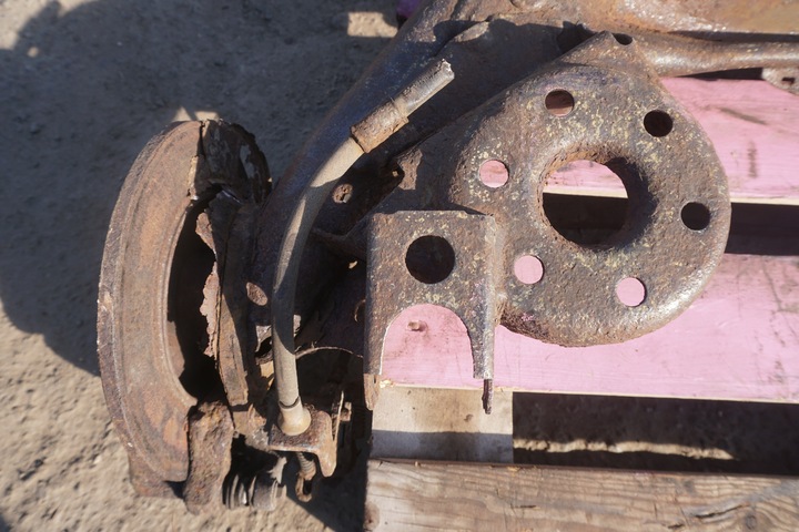 фото №8, Toyota auris i 2006-2012r задняя балка подвешивание 4210102260 суппорт nr.222