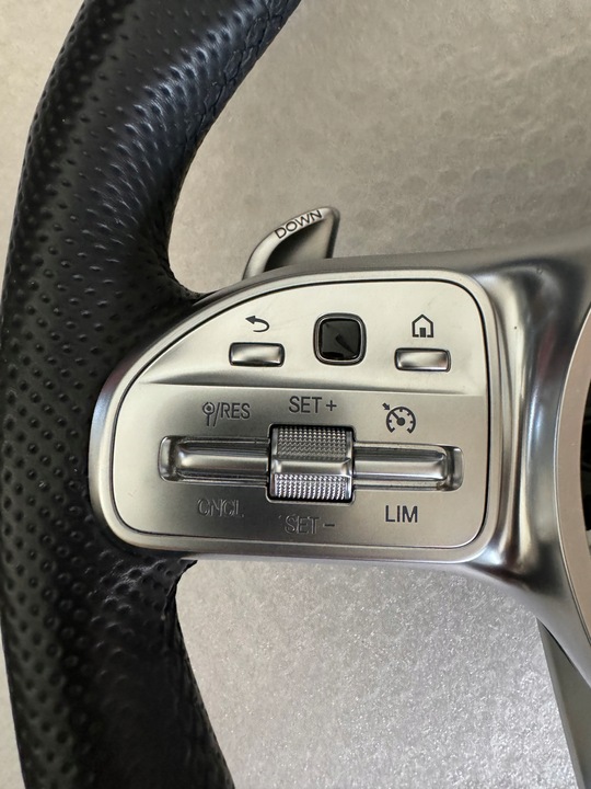 фото №9, Mercedes gla w156 ml w166 g w463 w213 c w205 cls w218 a w176 руль amg