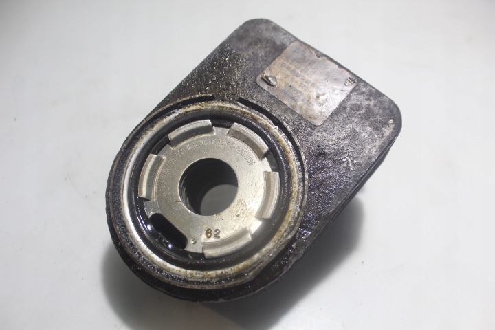 фото №1, Радиаторов масла chrysler 300c 3.5 04892259aa