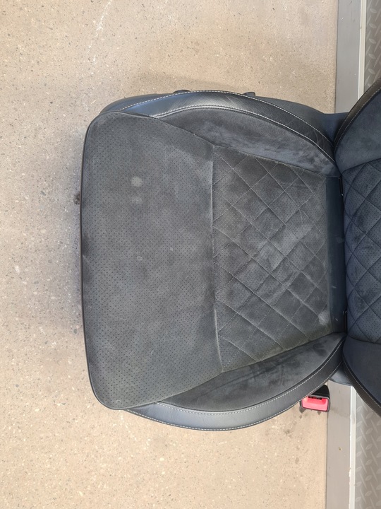 фото №13, Сиденья диван кожа кожаные подогрев superb iii универсал спортлайн алькантара