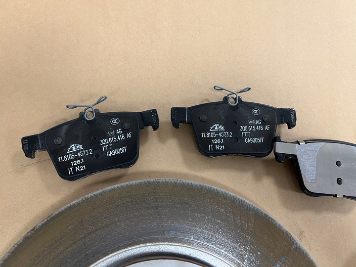 фото №4, Audi q3 83a диски тормозные колодки зад 310 mm 5q0615601e