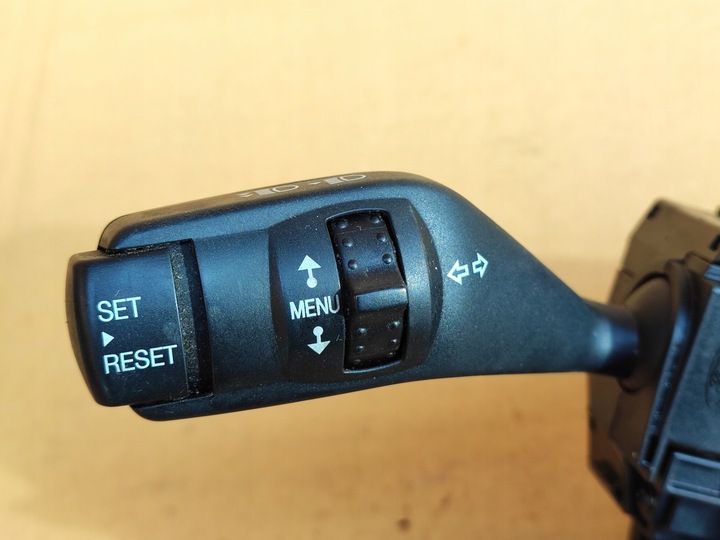 фото №6, Kuga mk1 рестайлинг 2.0 tdci переключатель комбинированный лента