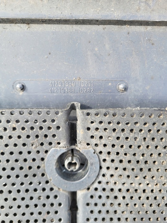 фото №7, Підкрилок крило комплектний праві лівий зад iveco stralis hi way low дек