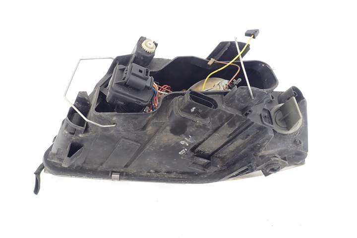 фото №7, Audi a6 c5 лампа перед передняя правая 4b0941030n