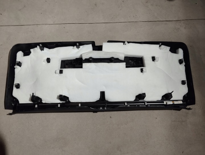 фото №7, Audi q7 4m обивка крышки багажника ролета 4m0867973h 4m0861325b