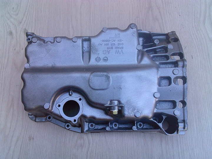 фото №8, Vw seat skoda audi 1.5 tsi tfsi поддон масла масляная 04e103601ag p-ń