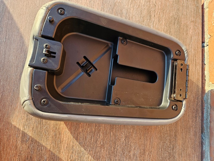 фото №10, Jeep grand cherokee wj підлокітник шкіряний сірий