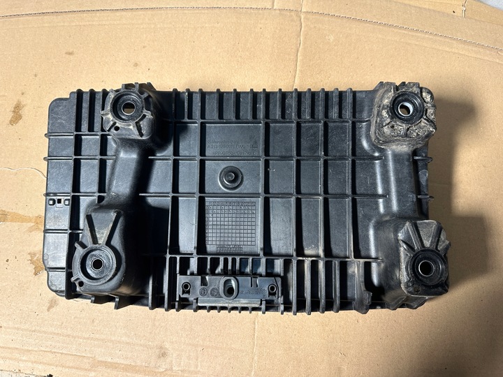 фото №3, Mercedes w213 e клас основа акумулятора