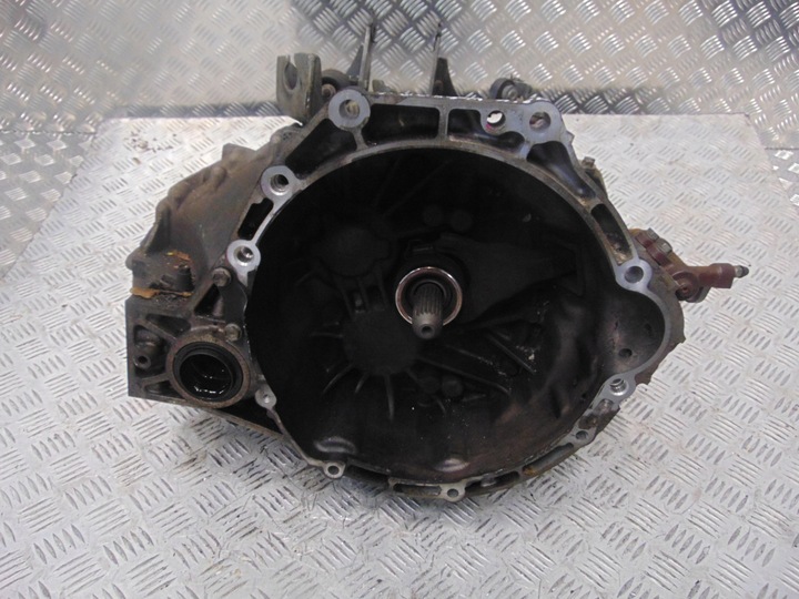фото №3, Toyota avensis t27 verso коробка передач коробки передач 1.6 d4d