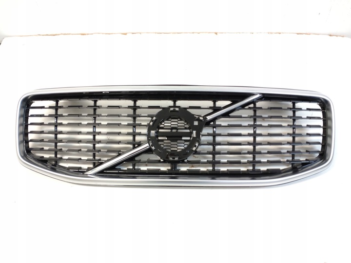 фото №8, Новий решітка радіатора volvo xc60 2017-19 решітка радіатор r-design рама хром bez kam.