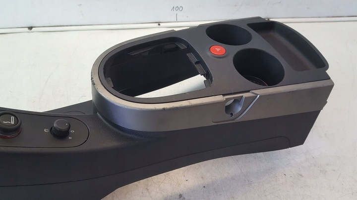 фото №10, Подлокотник seat toledo iii