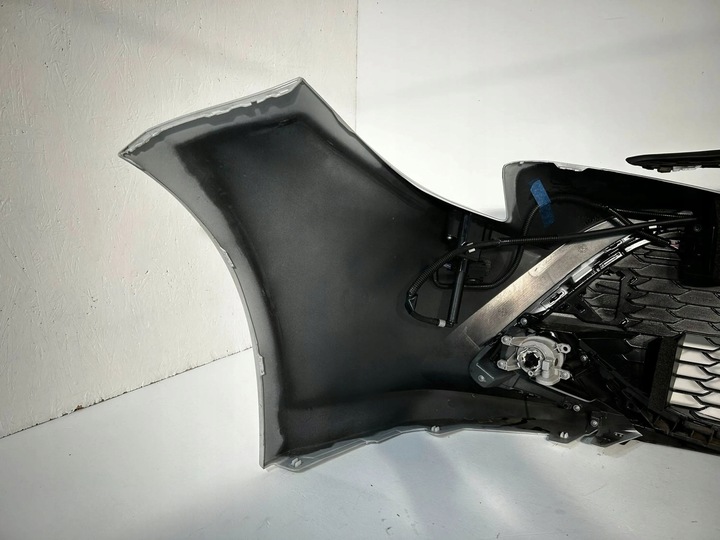 фото №3, Corolla e21 рестайлинг gr универсал хэтчбек бампер переднее перед pdc sprys 1k6 2rz