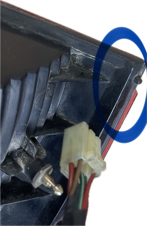 фото №4, Лампа права зад задня kia shuma 97-00r