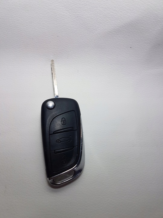 фото №3, Citroen c4 ii 10-16 ключ складной ключ pilot