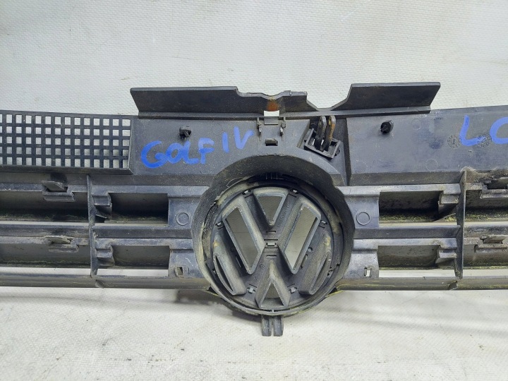 фото №8, Решітка радіатора решітка радіатор vw golf iv lc9z