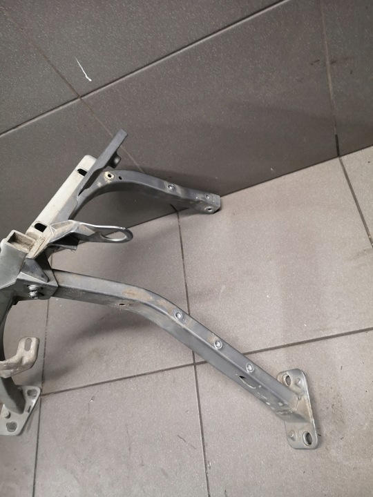 фото №8, Перемикач-павук кронштейн крила правий a8 d3 4e0821138f