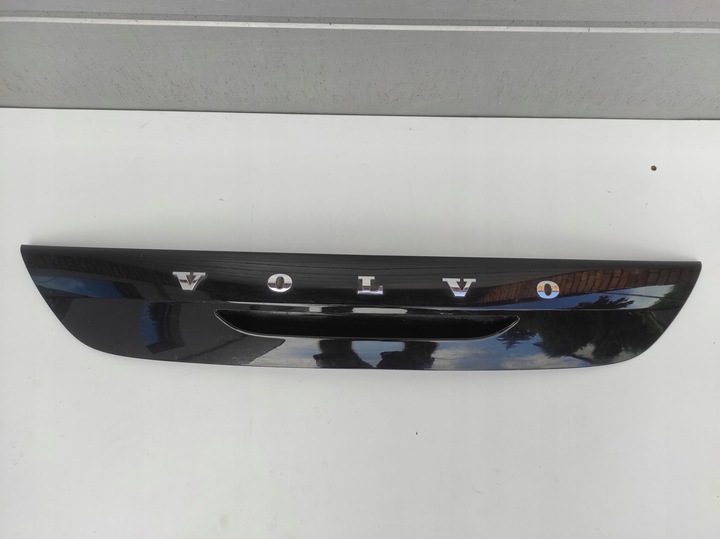 фото №1, Накладка планка накладка крышки багажника зад volvo v40 ii xc40 31301301