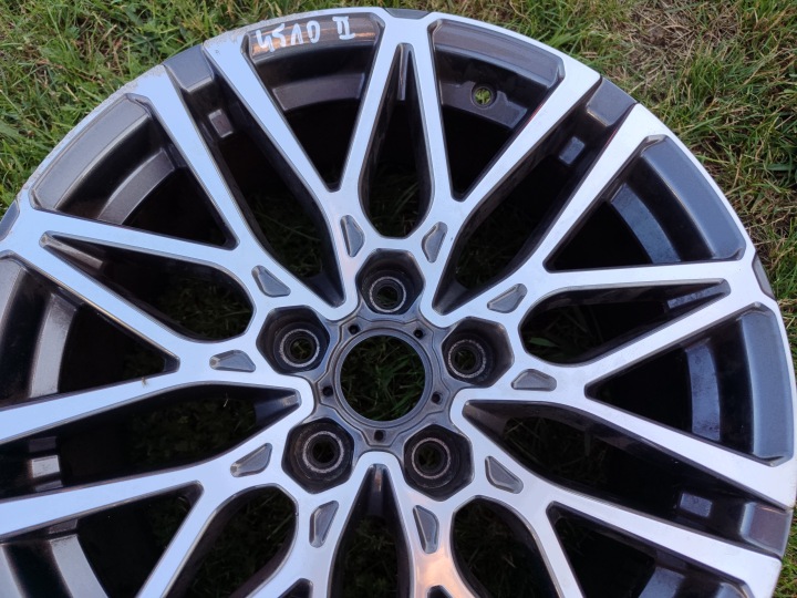 фото №10, Алюминиевый диск 5x114,3 18" kia ceed iii 52910-j7ca0