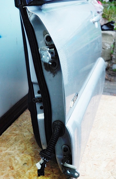 фото №3, Kia sportage ii 2 прокладка двері передніх лівих