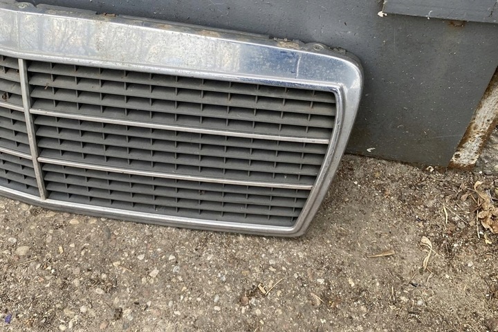 фото №10, Решітка радіатора audi 100 5000 2108880023 дизель 1996