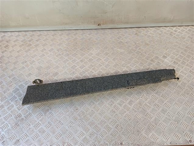 фото №1, Направляющая полки багажника octavia ii универсал левая