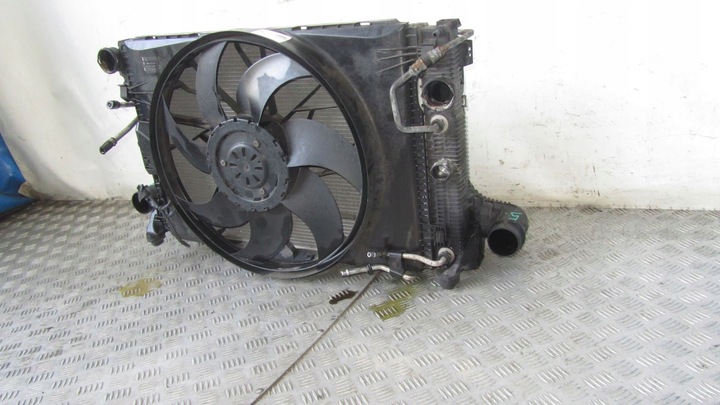 фото №10, Mercedes w207 3.0 радиатор воды вентилятор kpl
