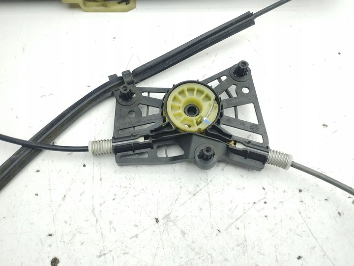 фото №9, Audi q2 - 2017 права сторона механізм підйому скла передній