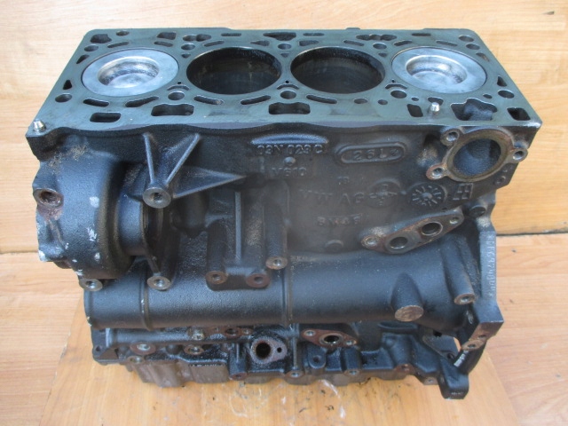фото №16, Vw audi skoda 2.0 tdi dfg вали розподільний вал 04l103308c справні -300zł p-ń