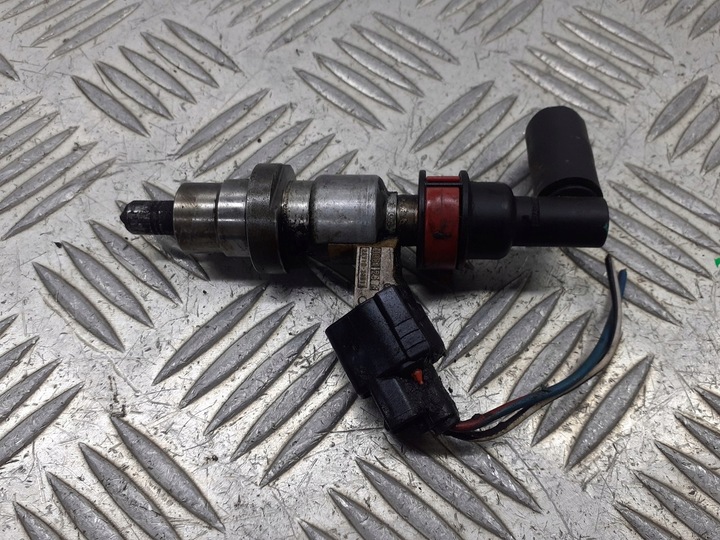 фото №1, Форсунка инжектор toyota avensis t25 2.0 d4d 23710-26011