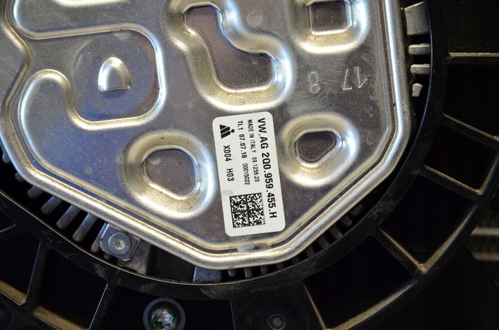 фото №10, Vw радіатор вентилятор 5q0816411bc 2q0121253k