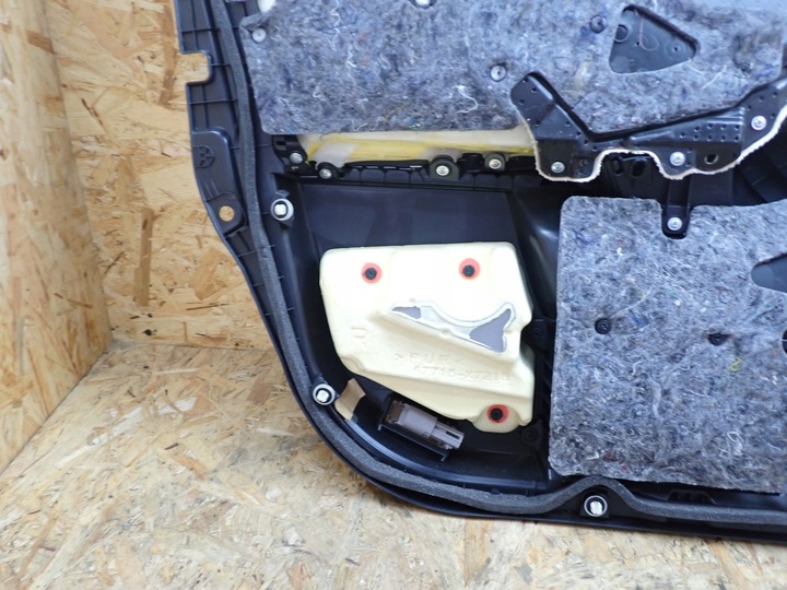 фото №14, Боковина двері праві перед lexus is iii 200t 300 po рестайлінг 2018 європа