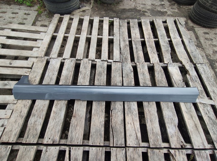 фото №1, Volvo v60 ii планка пороговая накладка правая 31448914 2018-