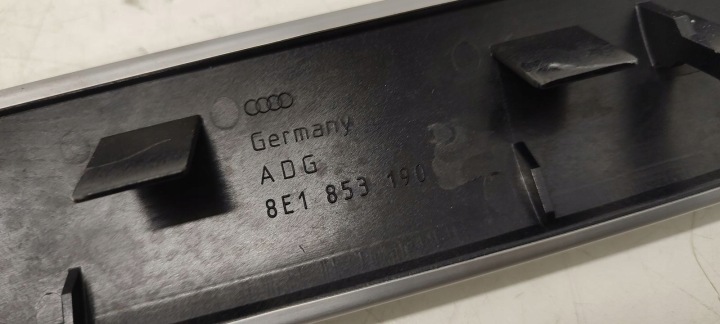 фото №8, Декори планки панелі консолі audi a4 b7 1,8tb bfb