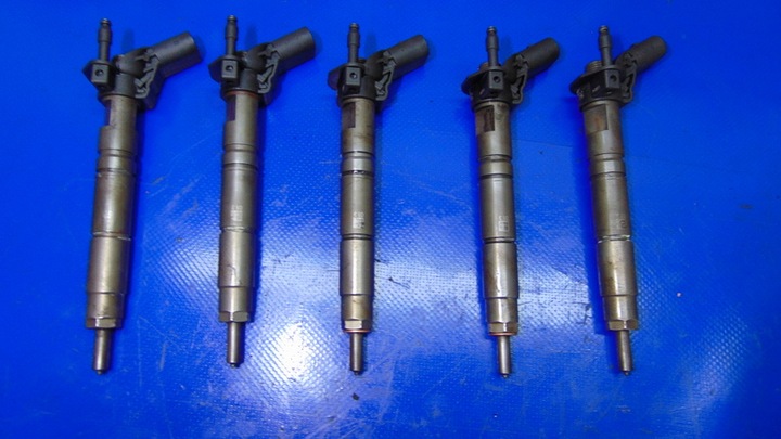 фото №1, Инжектор 3.0cdi mercedes w204 ml w166 w177 w209