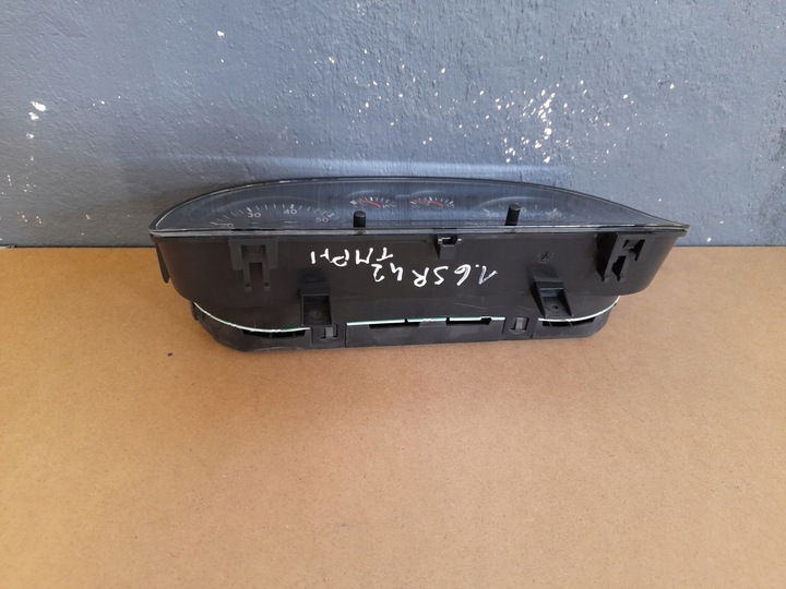 фото №5, Vw golf 4 iv 1,6 бензин спидометр приборы 1j0919930b