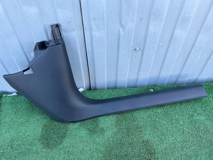 фото №1, Защита планка пороговая правая audi a3 8y 8y1867272