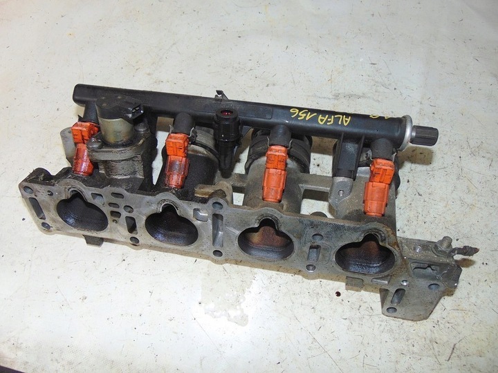 фото №7, Alfa romeo 156 1.8 00 колектор всмоктуючий планка форсунка