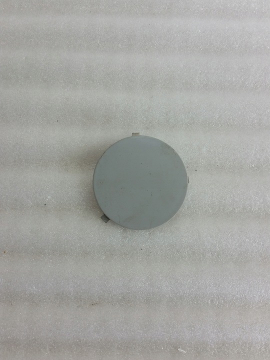 фото №1, Focus mk1 заглушка фаркоп бампера перед 98ab-17a989