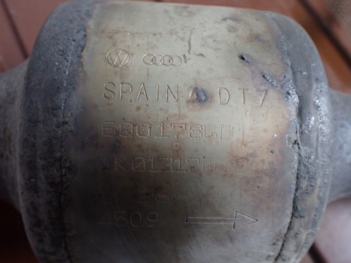 фото №7, Катализатор лямбда-зонд vw polo iv 1,4 16v b 2008 lc9z 1k0131701bm 7806