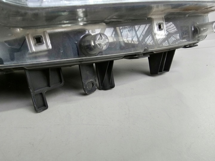 фото №9, Лампа передняя правая renault laguna iii ксенон 260100035r / 89901837