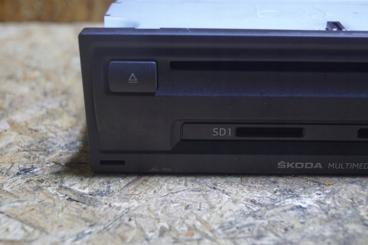 фото №3, Считыватель skoda мультимедиа octavia iii 5e0035874a