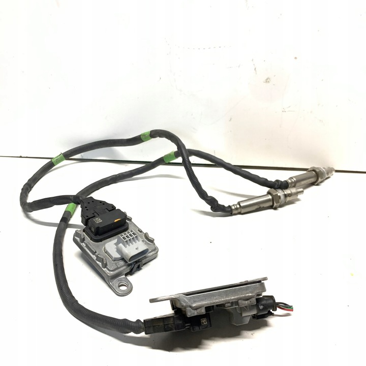 фото №1, Renault trafic iii vivaro talento nv300 1.6 dci датчик nox 227905433r