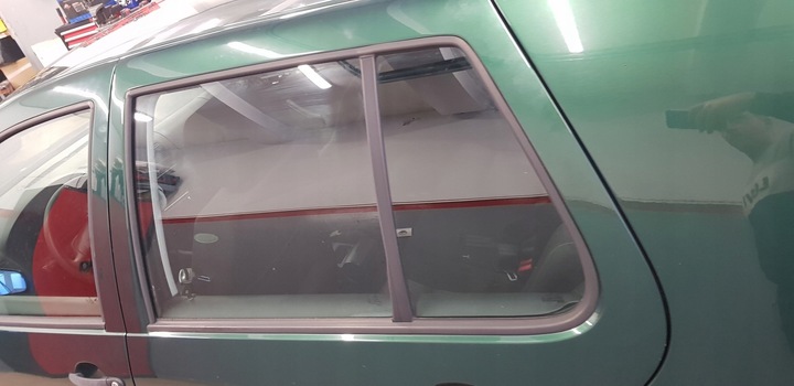 фото №1, Vw golf iv скло двері зад трикутник хетчбек 1997-2003