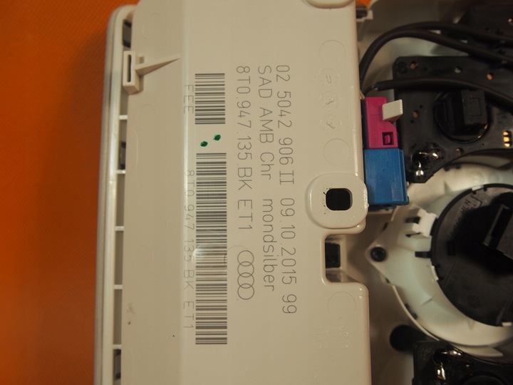 фото №9, Audi a5 8t панель потолок люк лампочки 24km 8t0947135bk / 8k0959513b