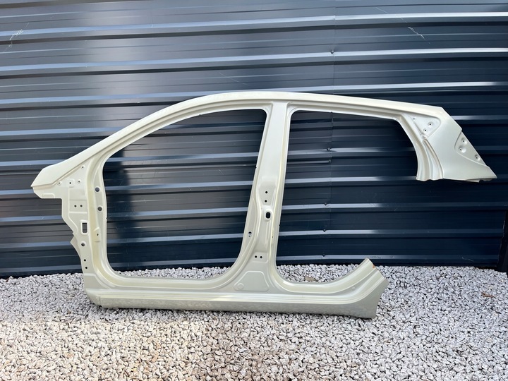 фото №1, Hyundai i10 ii 14-20r крило стійка обшивка поріг