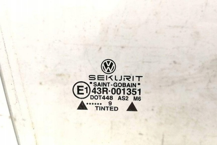 фото №9, Скло правих передніх двері vw golf iv 1j1 43r001351 1.6l бензин 74kw