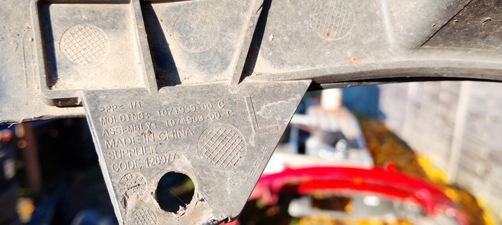 фото №12, Бампер перед переднє tesla модель s рестайлінг 16-20rok 1071939-00-c 1056370-00-f