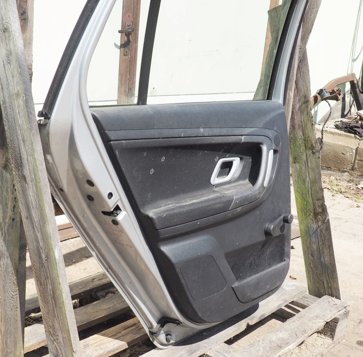 фото №8, Skoda fabia ii універсал 2008 скло бокова двері ліві зад опускна трикутник