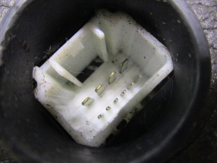 фото №2, Замок правий перед toyota avensis t25 1.8 vvti