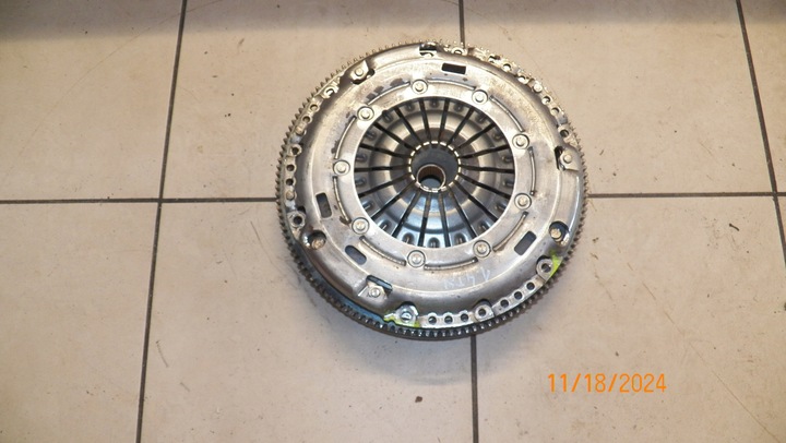 фото №1, Колесо зчеплення vw 1.4 tsi 03c141025g